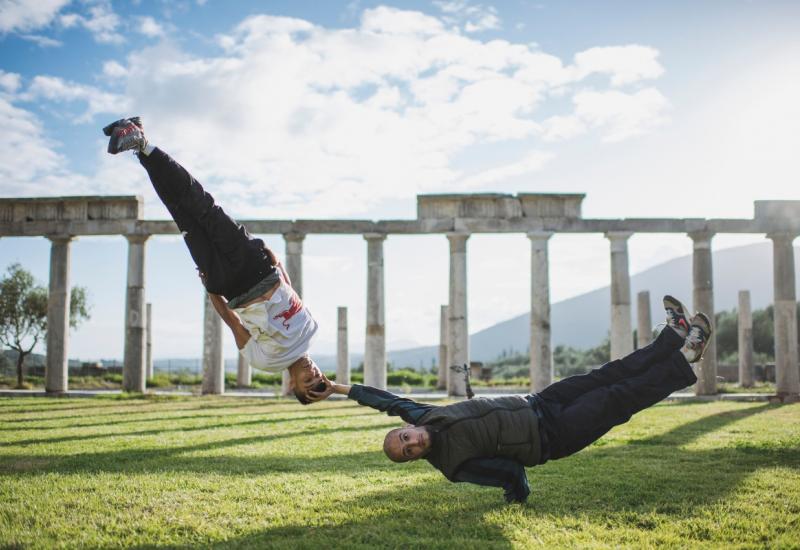 Potencijalni olimpijci u breakingu plesali u antičkom amfiteatru